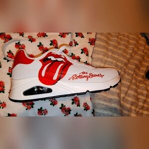 Rolling stones shoes